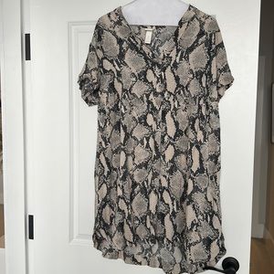H&M shift snakeskin dress, XL, viscose